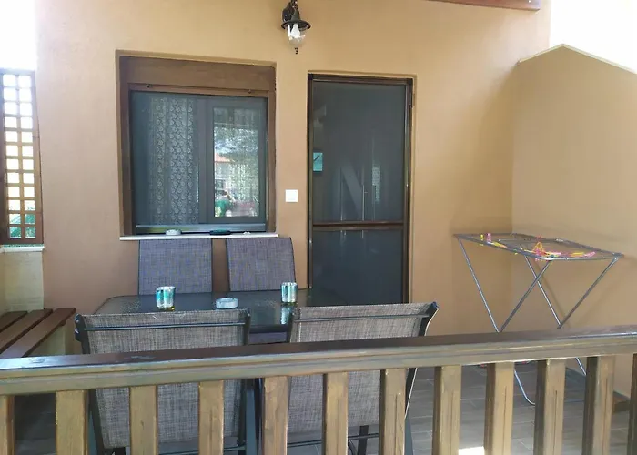 Ioannis Stagkonis House 2