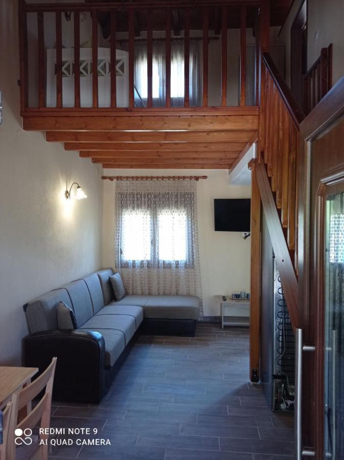 Ioannis Stagkonis House 2